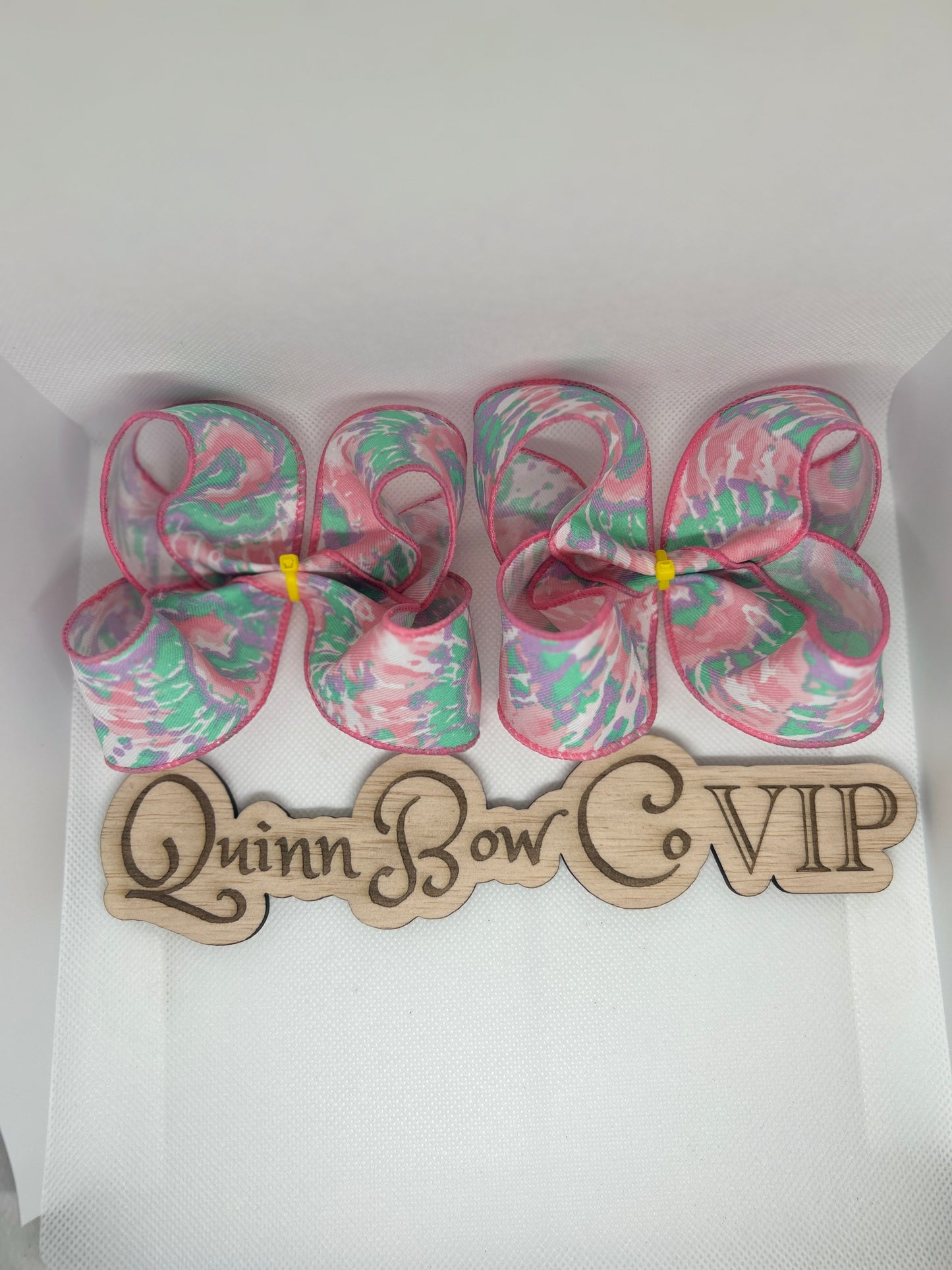 Tie-dye piggies
